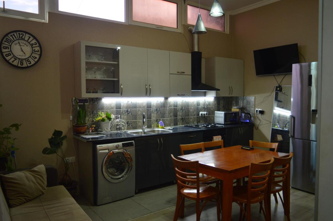 דירות טביליסי Terrace Mtatsminda מראה חיצוני תמונה