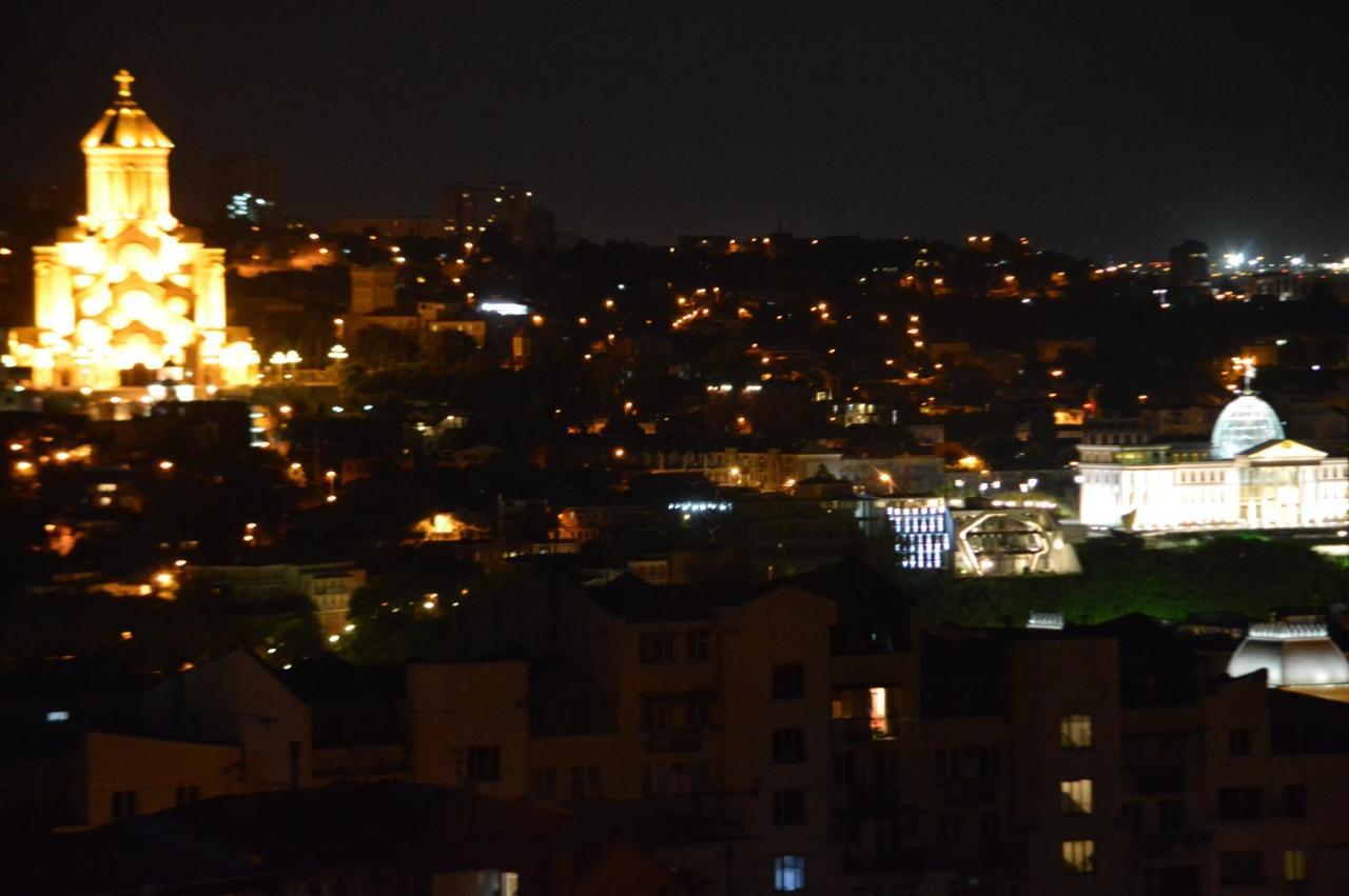 דירות טביליסי Terrace Mtatsminda מראה חיצוני תמונה